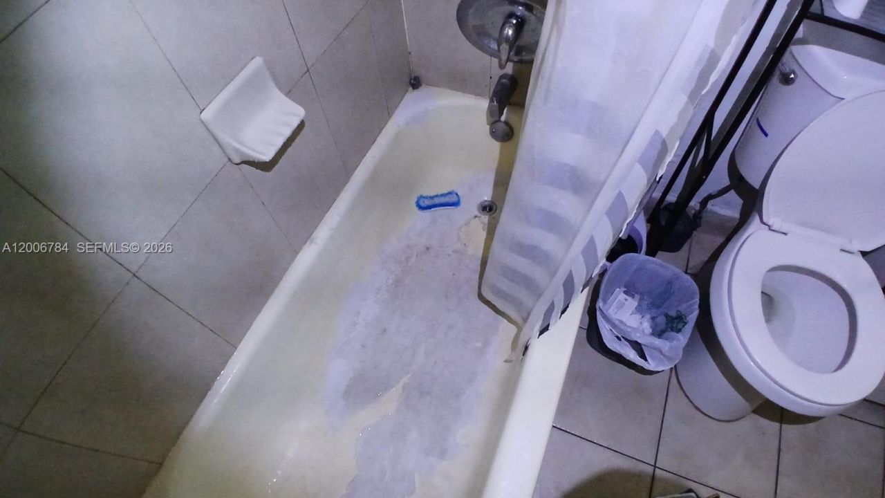 948 NW 14th Ct, Fort Lauderdale, FL 33311 Photo