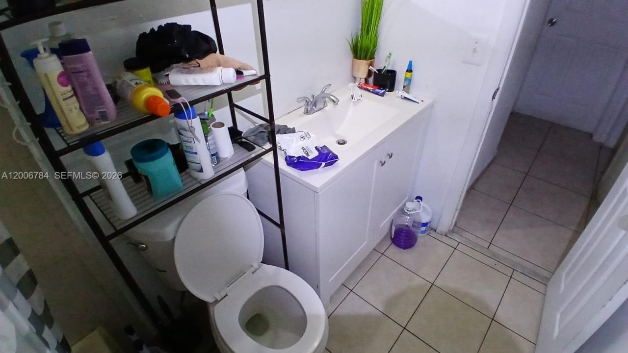 948 NW 14th Ct, Fort Lauderdale, FL 33311 Photo