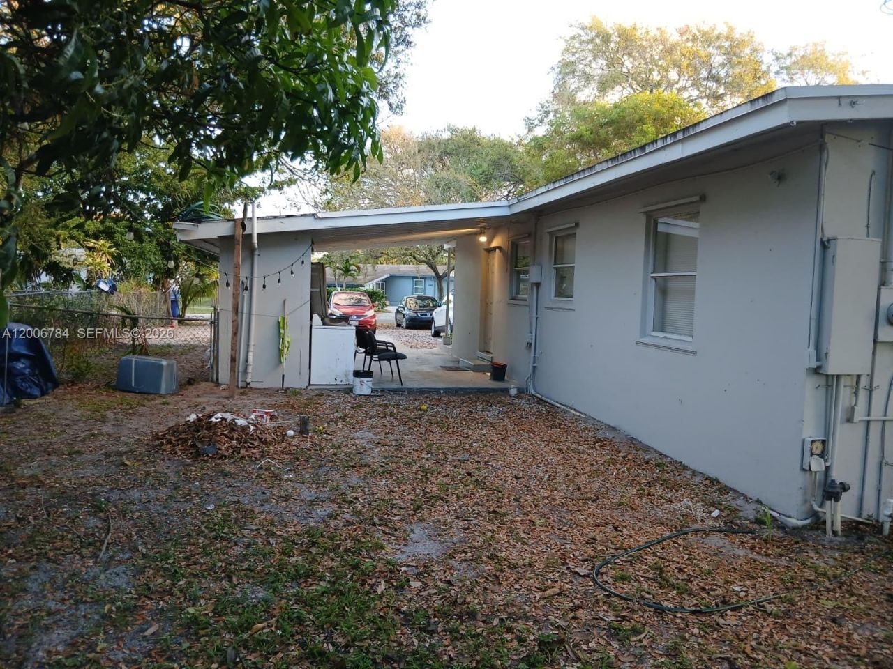 948 NW 14th Ct, Fort Lauderdale, FL 33311 Photo