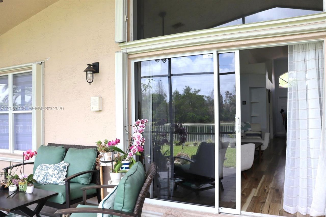 3221 SW 173rd Ter , Miramar, FL 33029 Photo