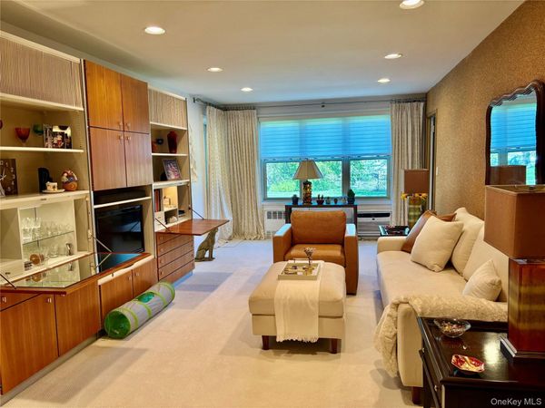 23-45 Bell Boulevard , Unit 1H, Bayside, NY 11360