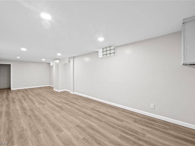 2324 Scholl Road, University Heights, OH 44118 Photo 37