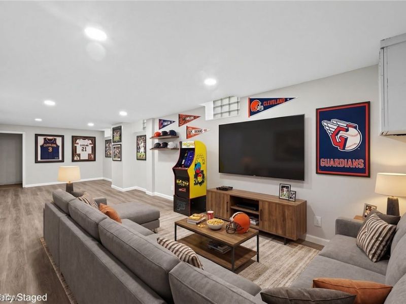 2324 Scholl Road, University Heights, OH 44118 Photo 38