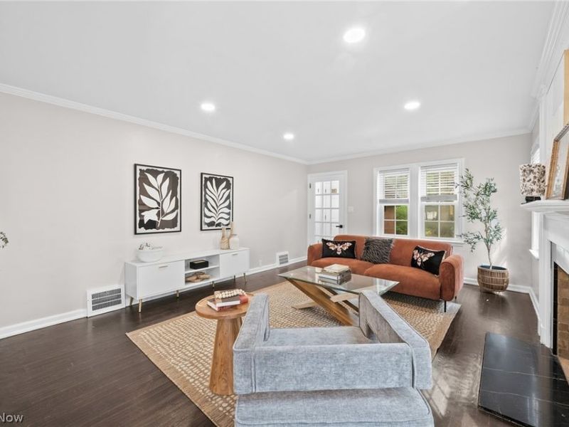 2324 Scholl Road, University Heights, OH 44118 Photo 6