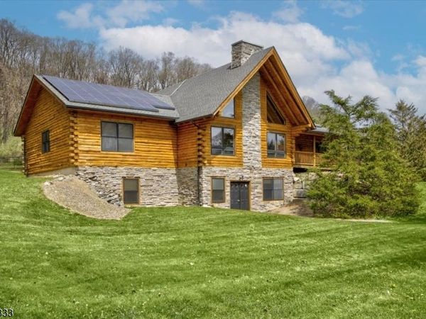 155 Wintermute Rd, Green, NJ 07860