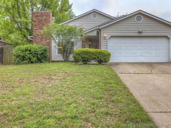 7114 E 98th Street , Tulsa, OK 74133