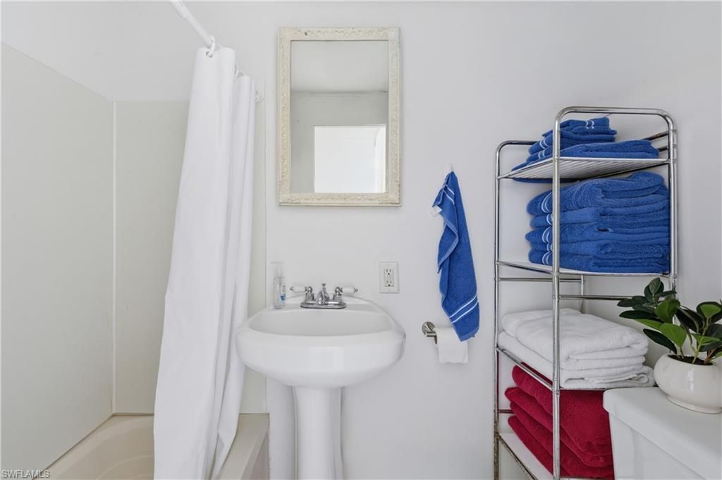 17 Jade Dr, Unit 17J, Naples, FL 34114 Photo