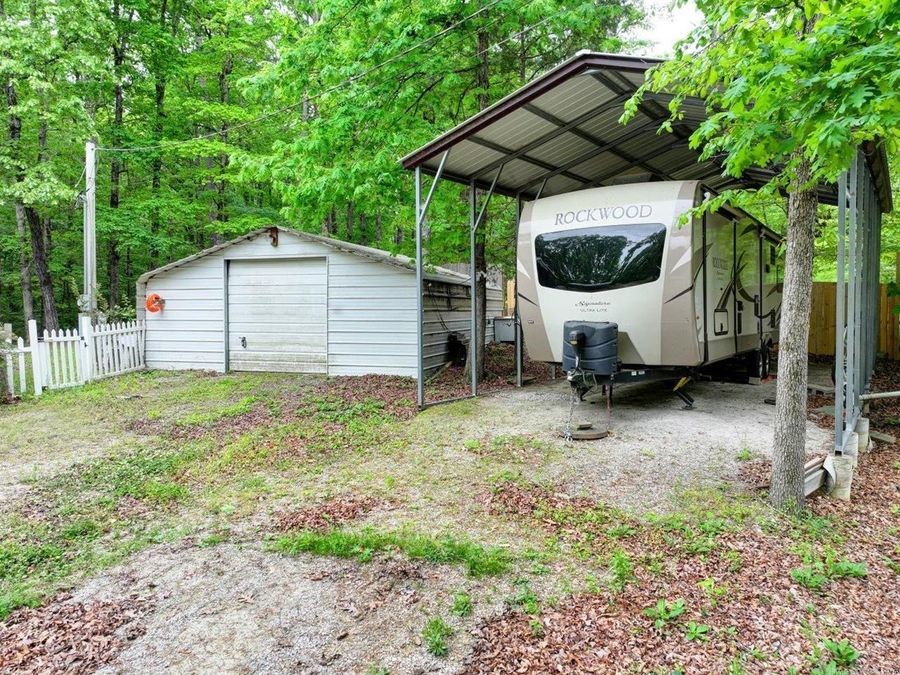 Property Image 37