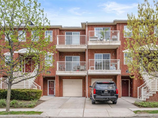 3-15 Endeavor Place, Unit A, College Point, NY 11356