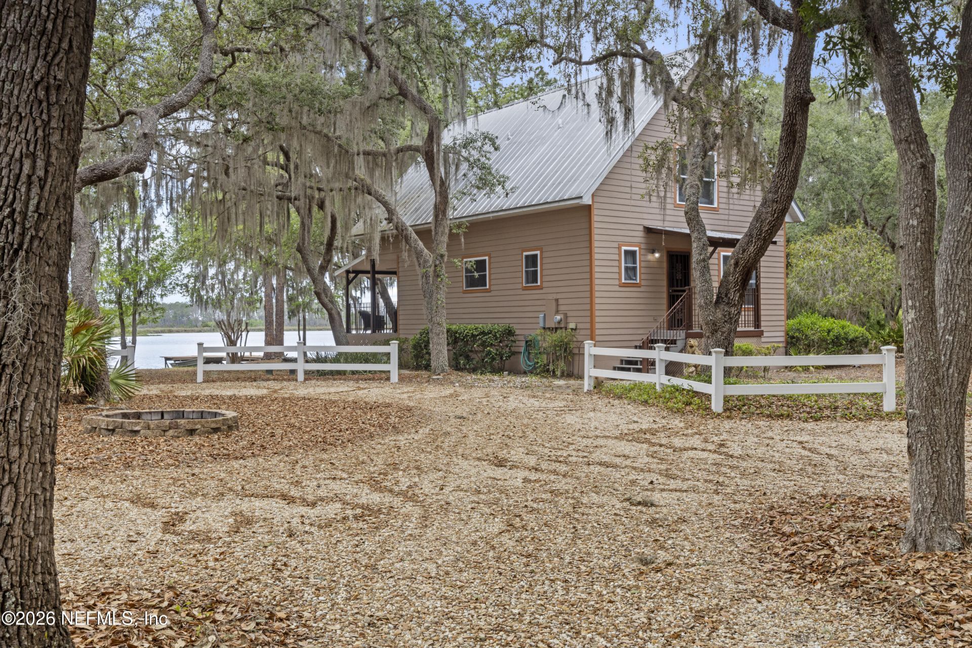 150 Indian Lakes Road, Hawthorne, FL 32640 Photo