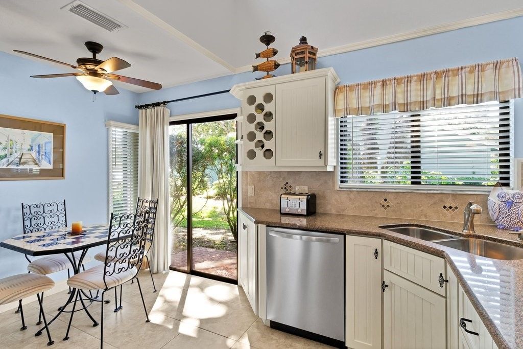 9735 N Marina Drive, Unit 9735, Sebastian, FL 32958 Photo