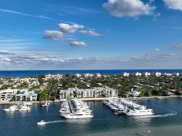 182 Lake Drive, Unit 5202, Palm Beach Shores, FL 33404