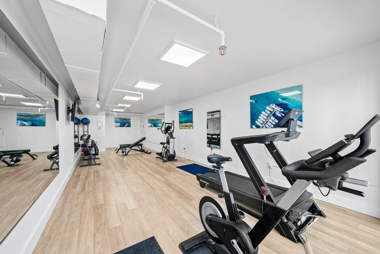 182 Lake Drive, Unit 5202, Palm Beach Shores, FL 33404 Photo