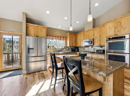 1014 Clear View Drive, South Lake Tahoe, CA 96150 Photo