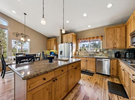 1014 Clear View Drive, South Lake Tahoe, CA 96150 Photo