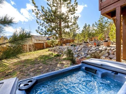 1014 Clear View Drive, South Lake Tahoe, CA 96150 Photo
