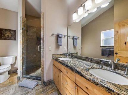 1014 Clear View Drive, South Lake Tahoe, CA 96150 Photo