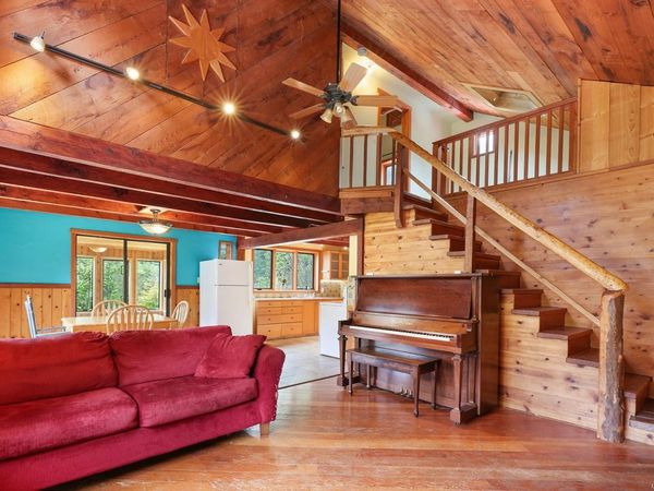 9210 McFarlane Rd , Denman Island, BC V0R 1T0