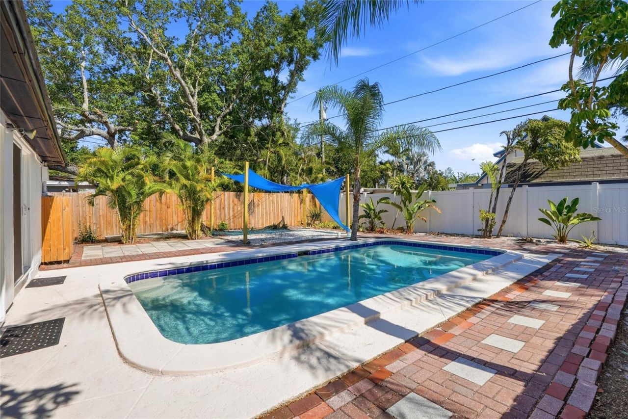 8020 24th Avenue N, Saint Petersburg, FL 33710 Photo
