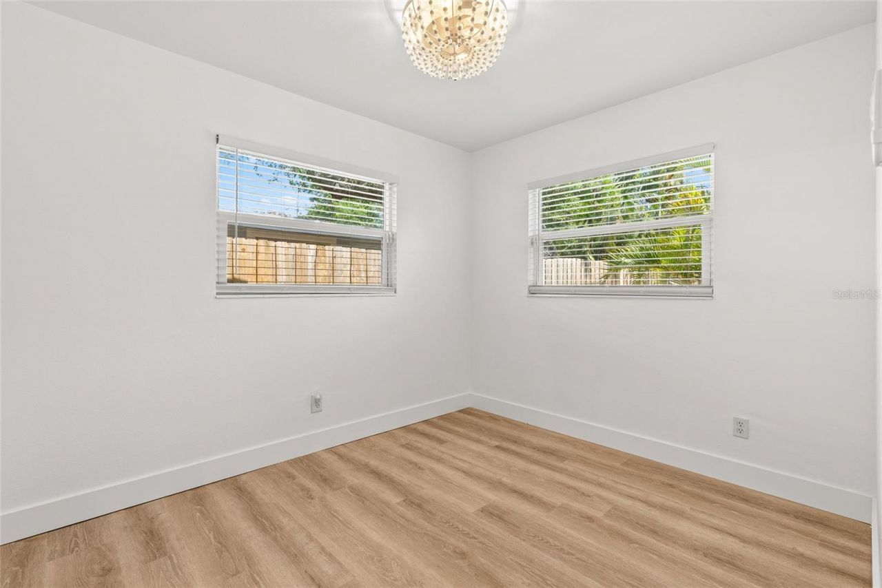 8020 24th Avenue N, Saint Petersburg, FL 33710 Photo