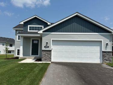 1003 Brandenburg Circle, Waverly, MN 55390