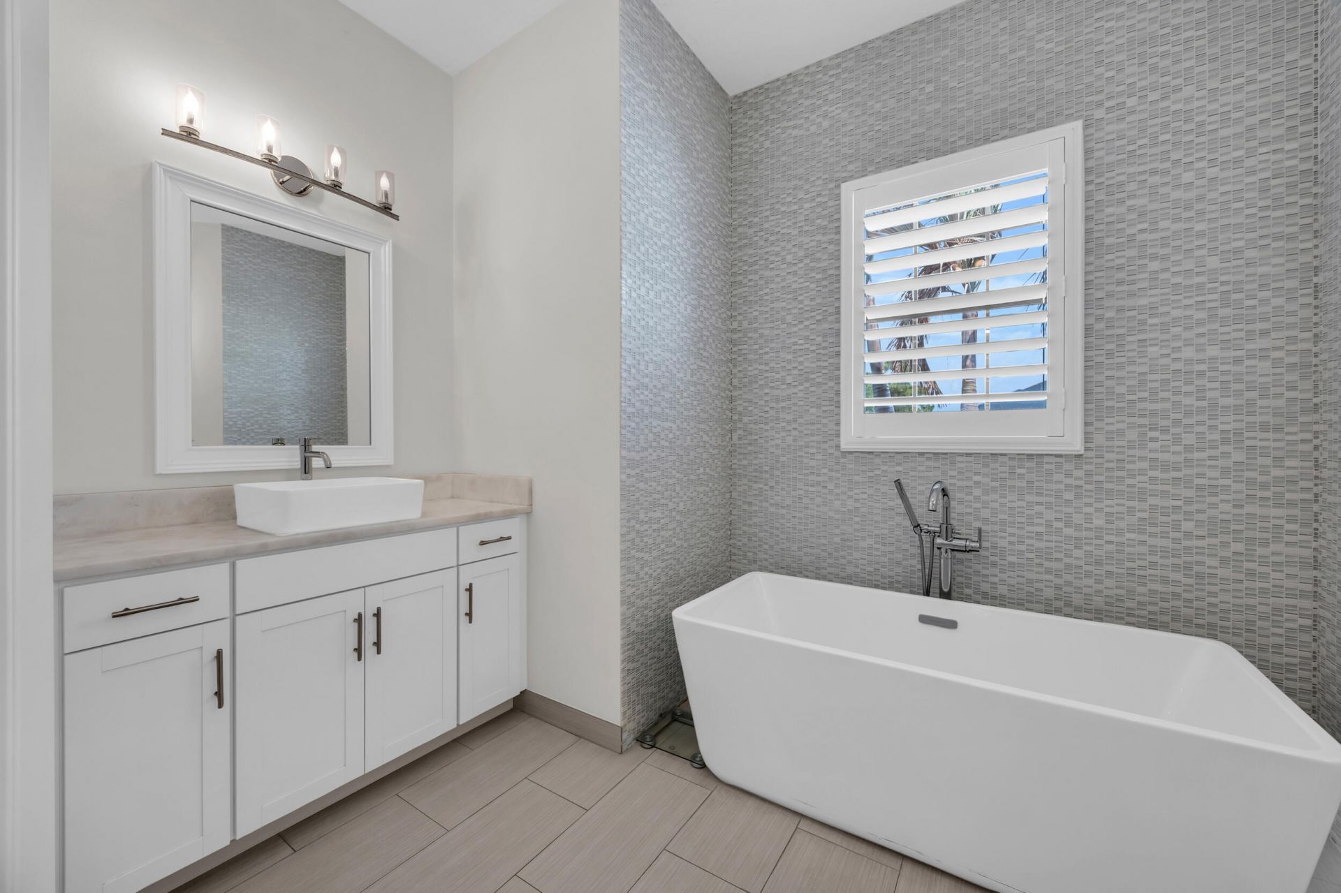 6083 NW East Deville Circle, Port Saint Lucie, FL 34986 Photo