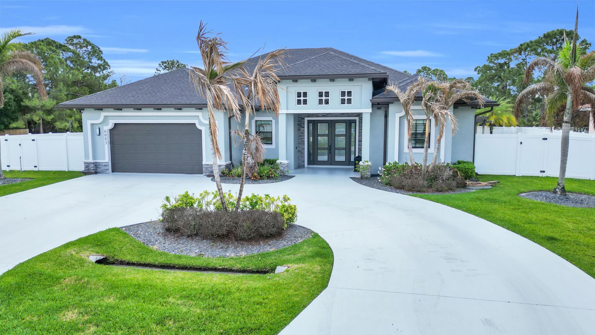 6083 NW East Deville Circle, Port Saint Lucie, FL 34986 Photo
