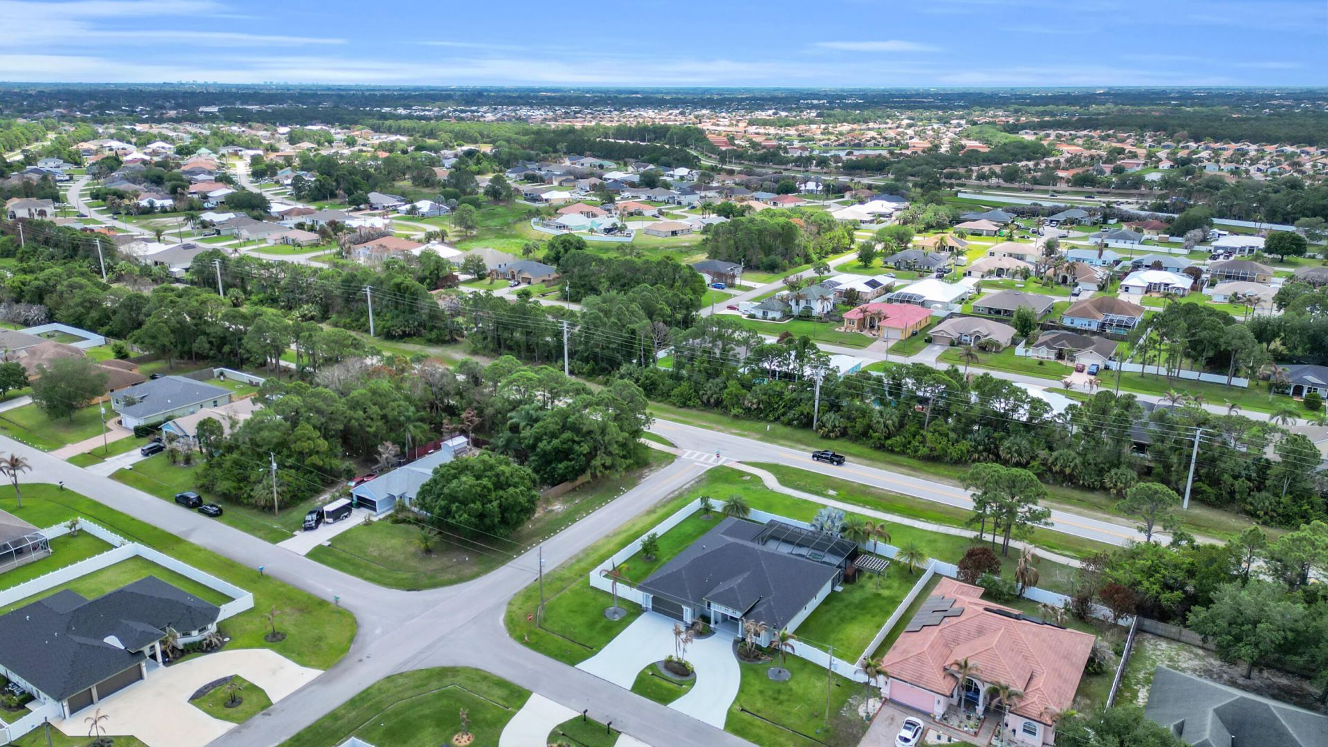 6083 NW East Deville Circle, Port Saint Lucie, FL 34986 Photo