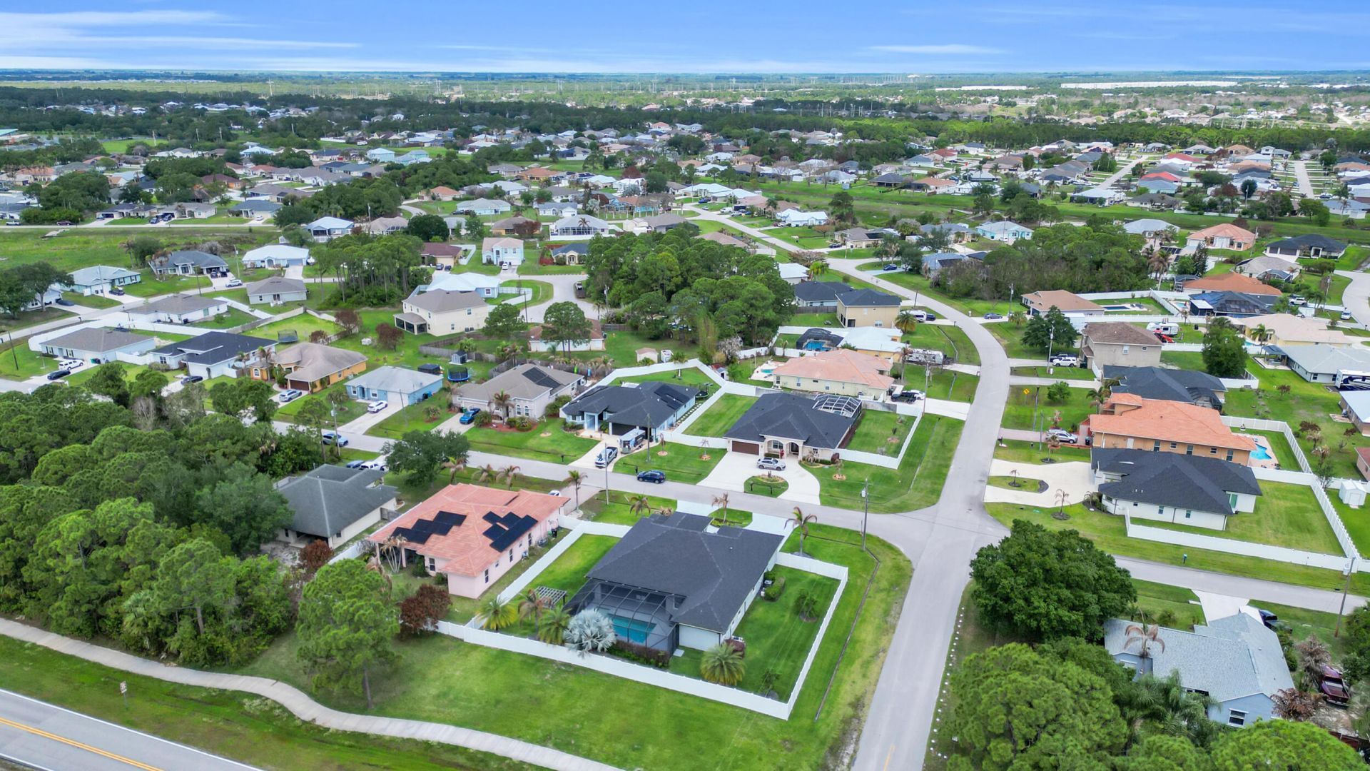 6083 NW East Deville Circle, Port Saint Lucie, FL 34986 Photo