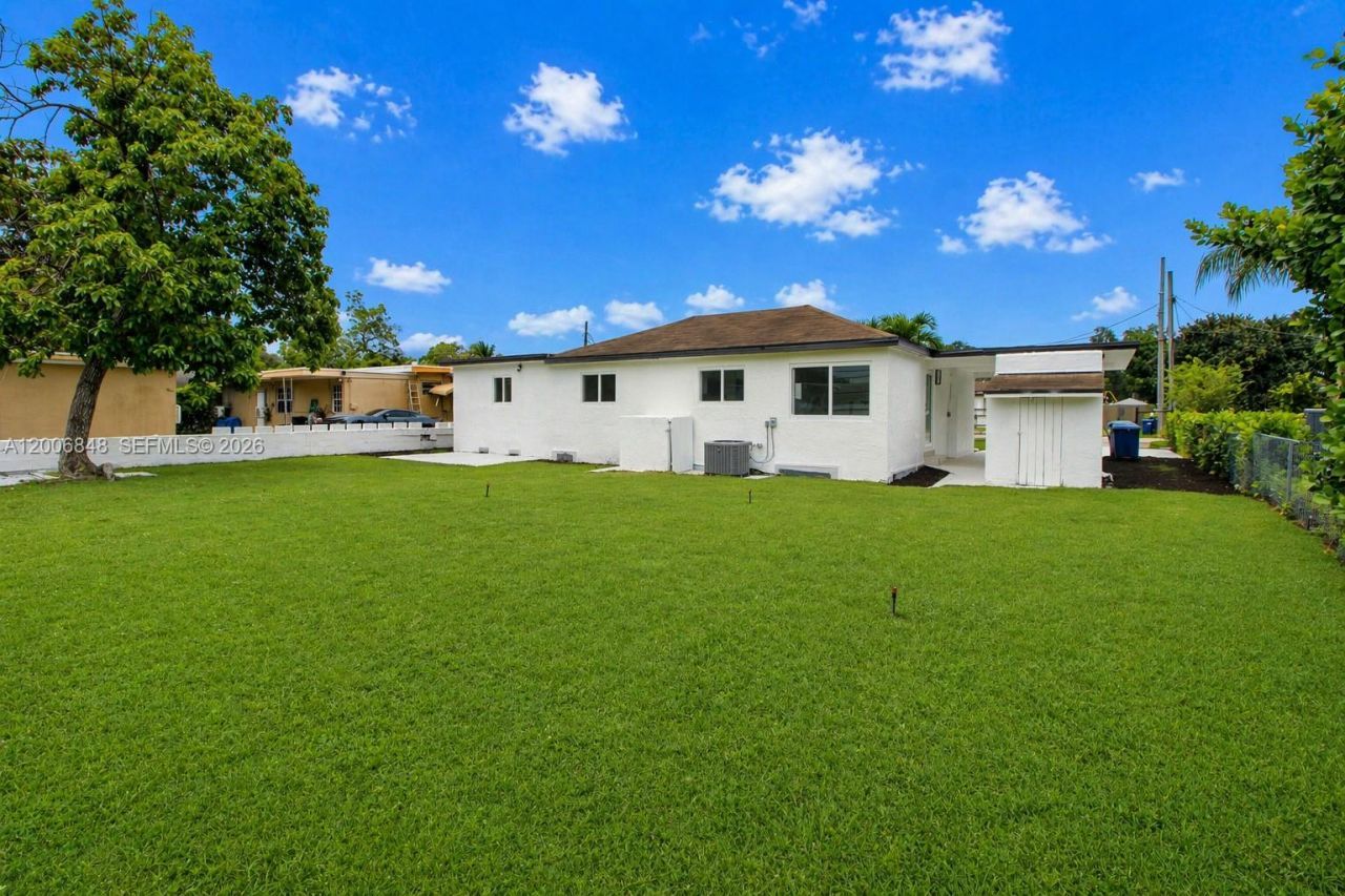 2870 NW 169th Ter, Miami Gardens, FL 33056 Photo