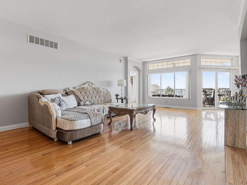 459 Pinnacle Way, Ludlow, KY 41016 Photo 1