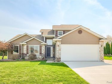1447 Crystal Pond Drive , Davison Twp, MI 48423