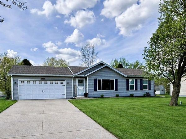 1784 River Bend Drive, Allegan, MI 49010