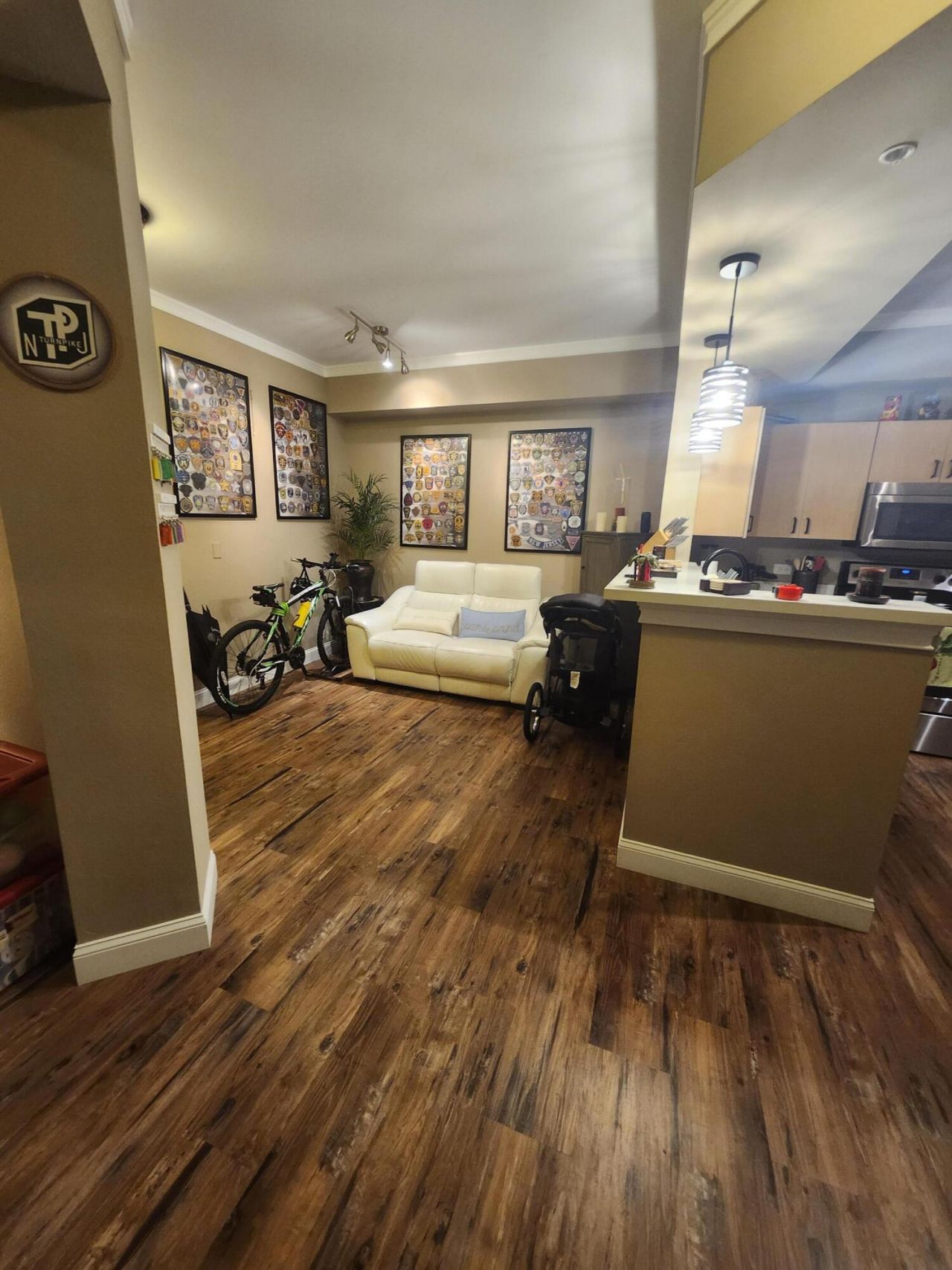 533 NE 3rd Avenue, Unit 421, Fort Lauderdale, FL 33301 Photo