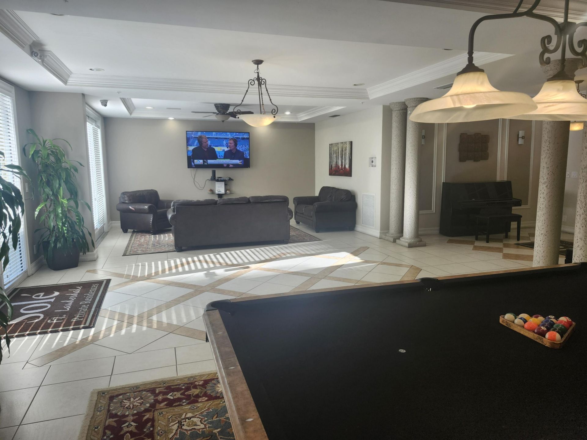 533 NE 3rd Avenue, Unit 421, Fort Lauderdale, FL 33301 Photo