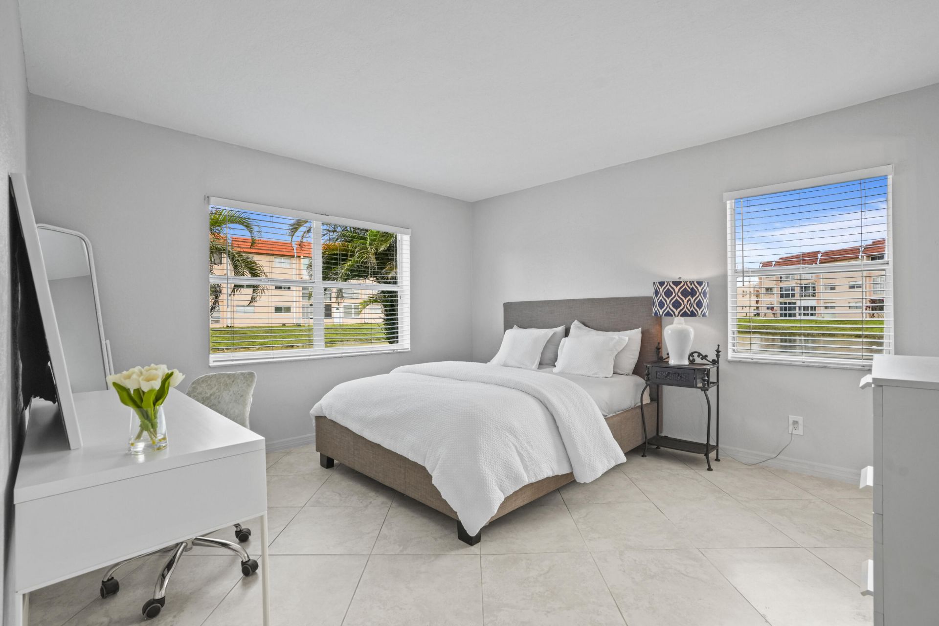 2781 N Pine Island Road, Unit 112, Sunrise, FL 33322 Photo