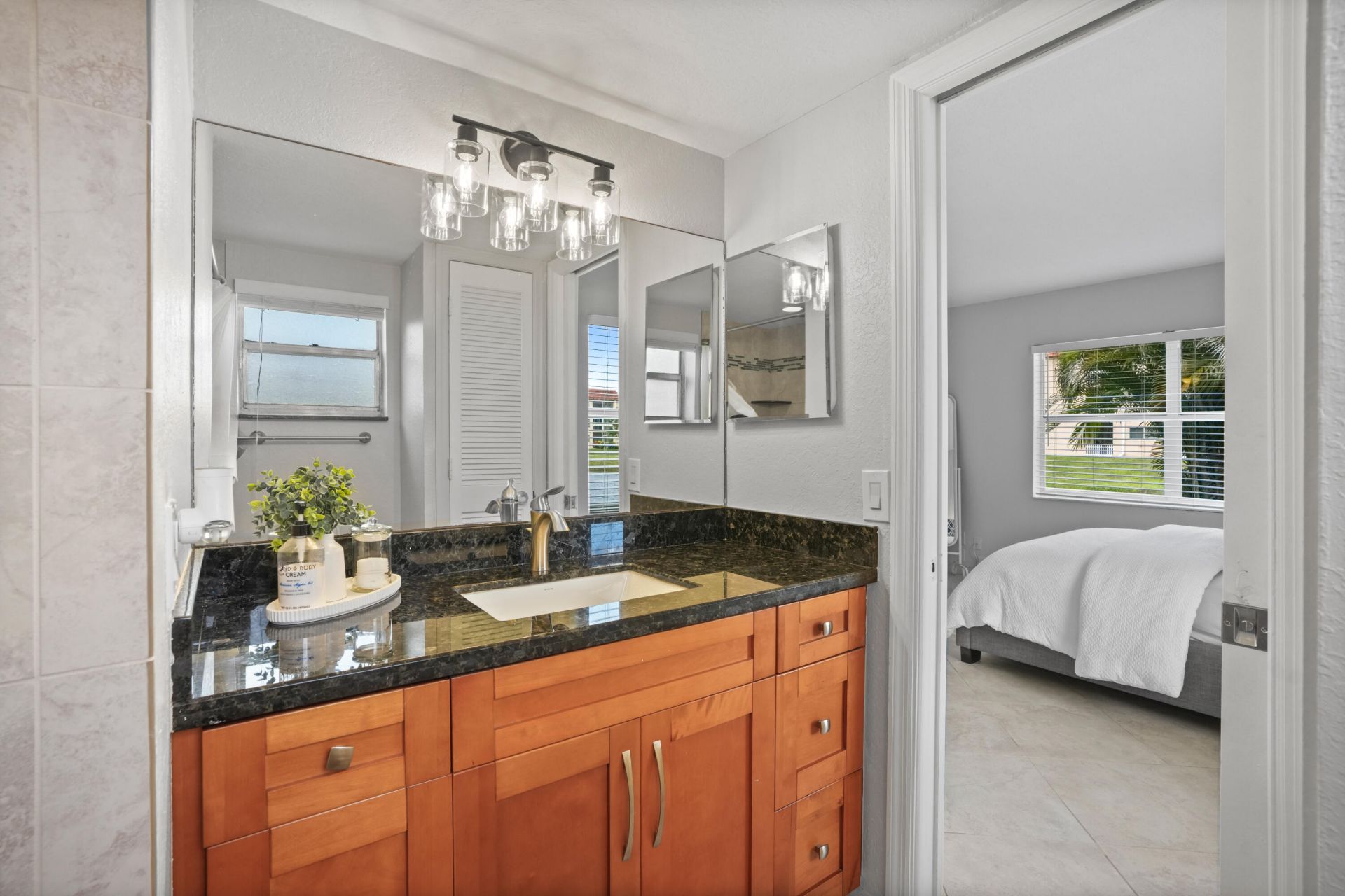 2781 N Pine Island Road, Unit 112, Sunrise, FL 33322 Photo