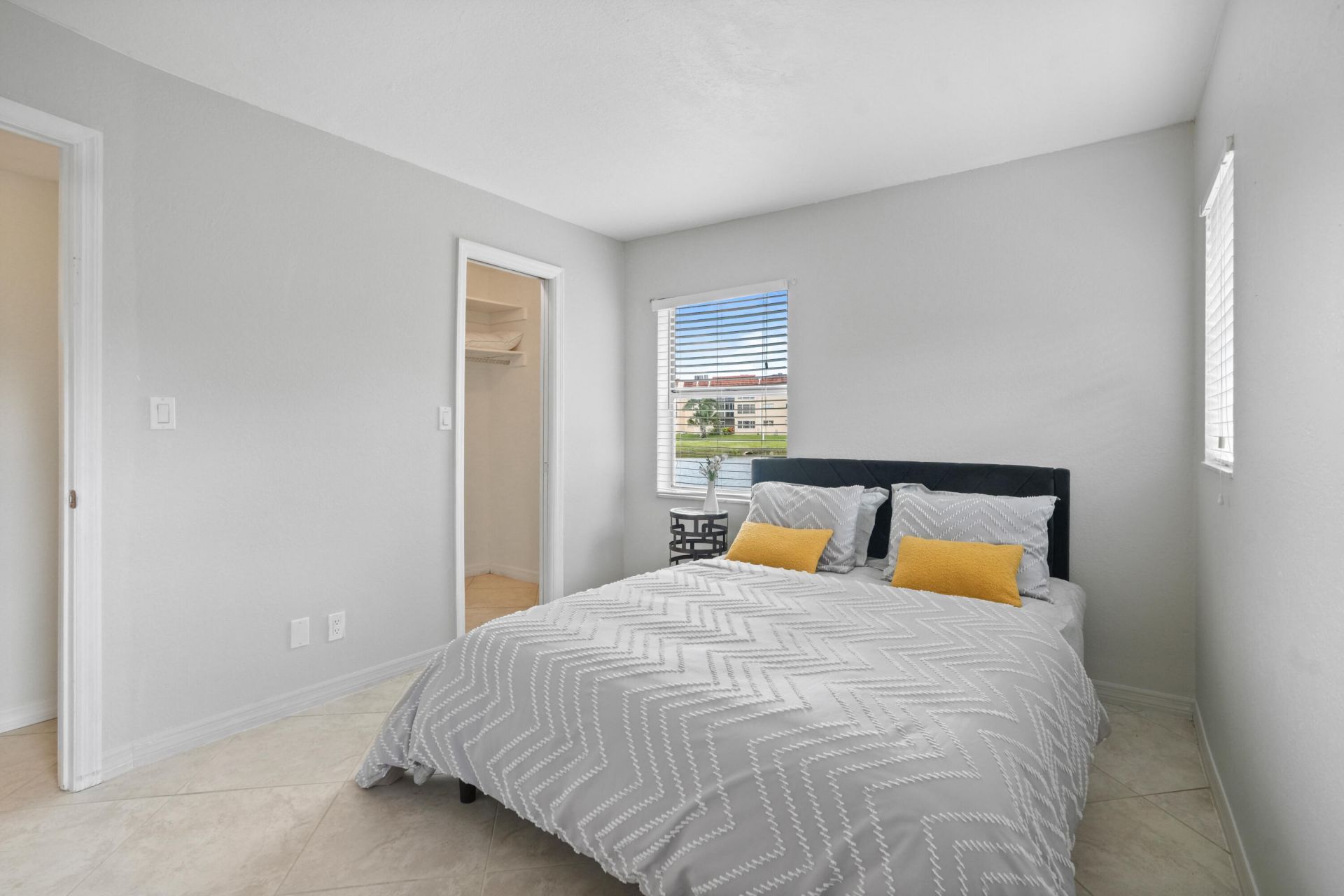 2781 N Pine Island Road, Unit 112, Sunrise, FL 33322 Photo