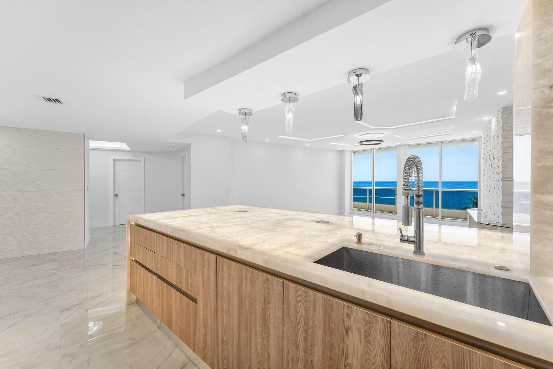 700 S Ocean Boulevard, Unit 504, Boca Raton, FL 33432 Photo