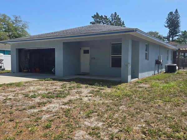 12119 MURRAY AVENUE, SEMINOLE, FL 33778