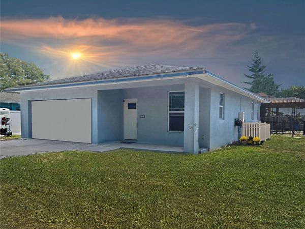 12119 MURRAY AVENUE, SEMINOLE, FL 33778