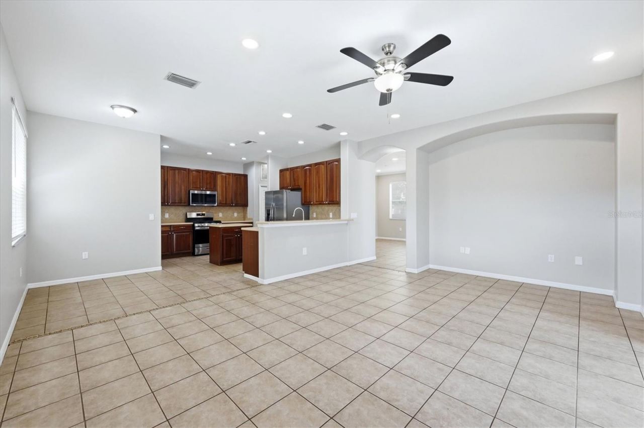 4266 67th Avenue Circle E, Sarasota, FL 34243 Photo