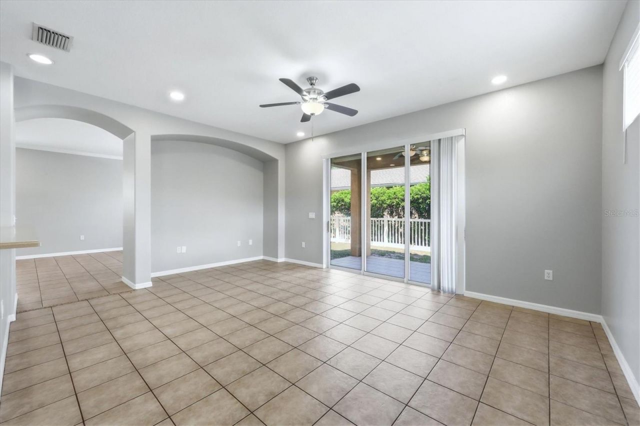 4266 67th Avenue Circle E, Sarasota, FL 34243 Photo