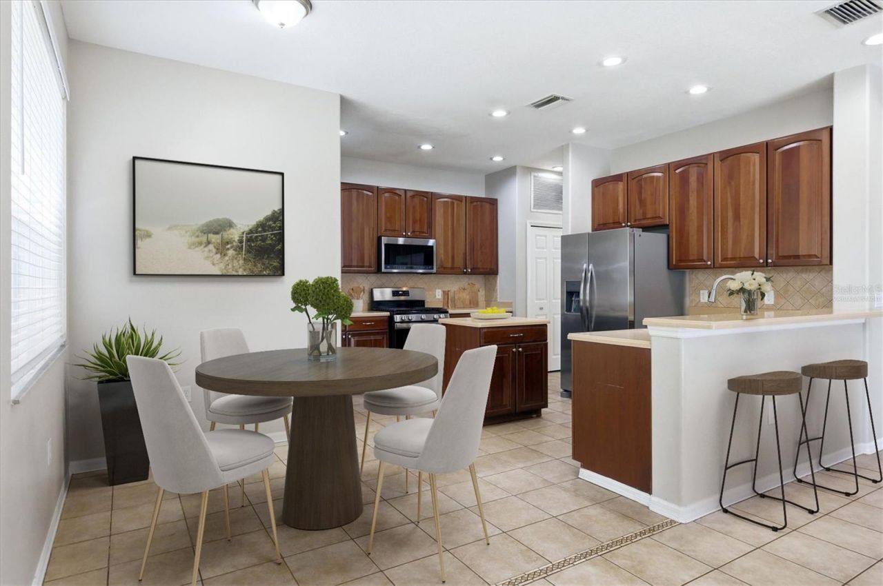 4266 67th Avenue Circle E, Sarasota, FL 34243 Photo