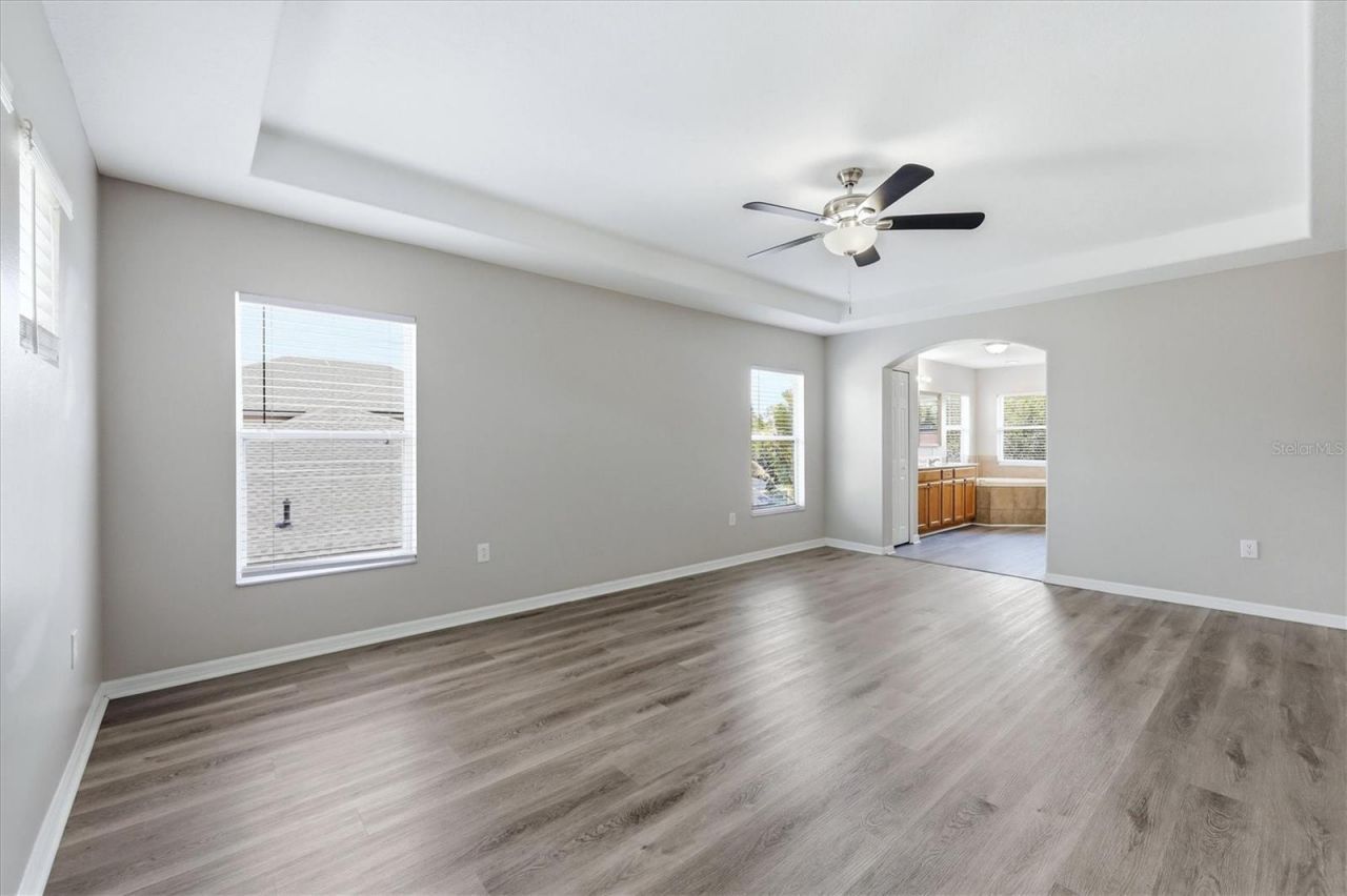 4266 67th Avenue Circle E, Sarasota, FL 34243 Photo