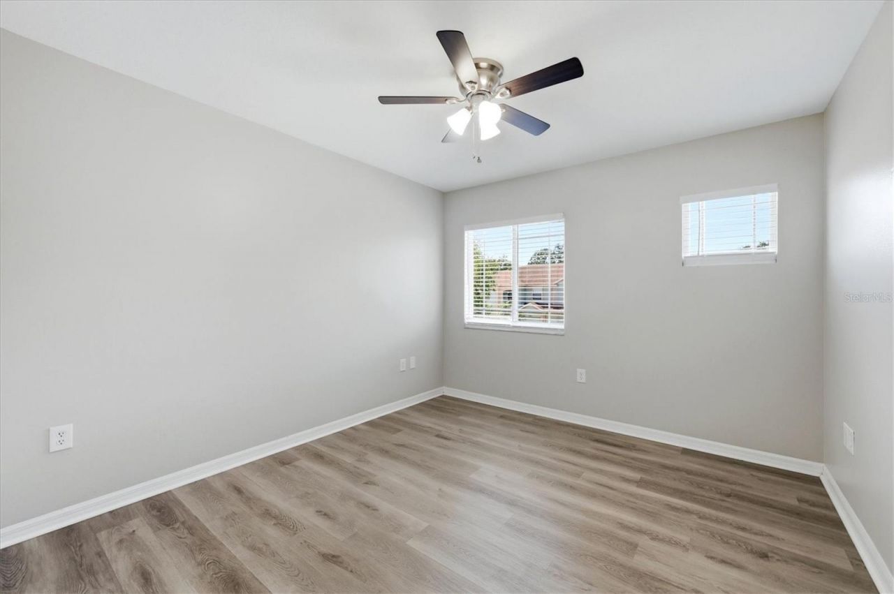 4266 67th Avenue Circle E, Sarasota, FL 34243 Photo