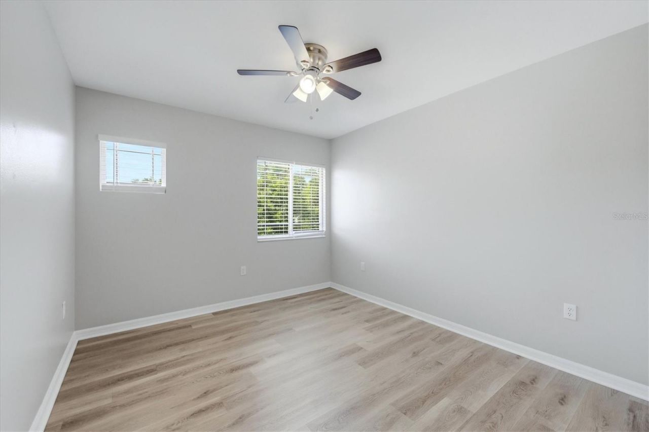 4266 67th Avenue Circle E, Sarasota, FL 34243 Photo
