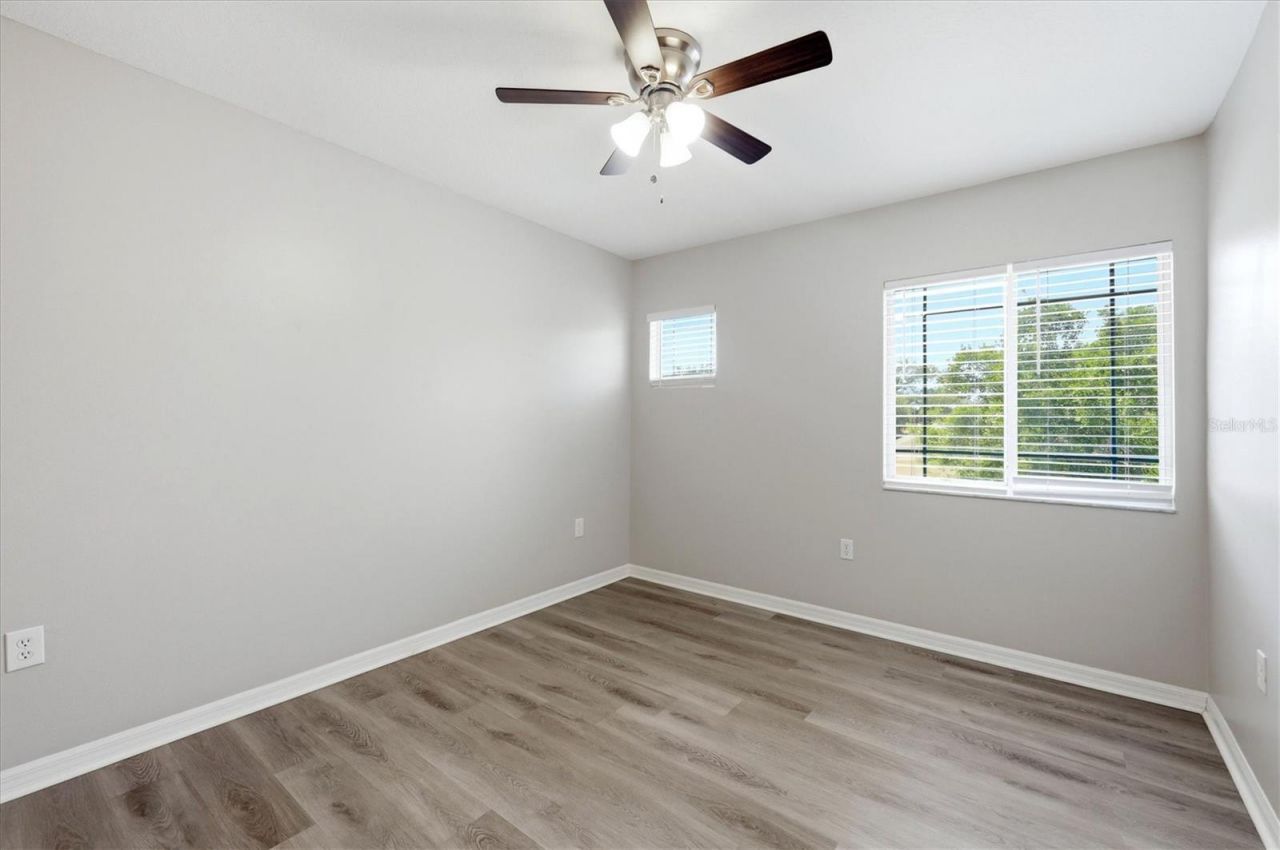 4266 67th Avenue Circle E, Sarasota, FL 34243 Photo
