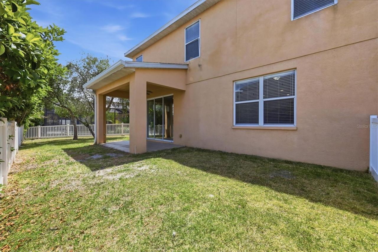 4266 67th Avenue Circle E, Sarasota, FL 34243 Photo