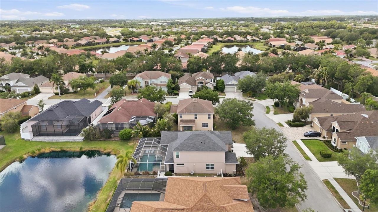 4266 67th Avenue Circle E, Sarasota, FL 34243 Photo